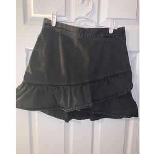 Forever 21 Black Jean Skirt. Size Large